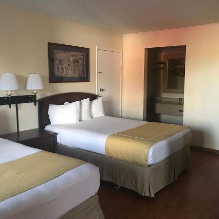 Magnuson Hotel & Marina New Port Richey Ngoại thất bức ảnh