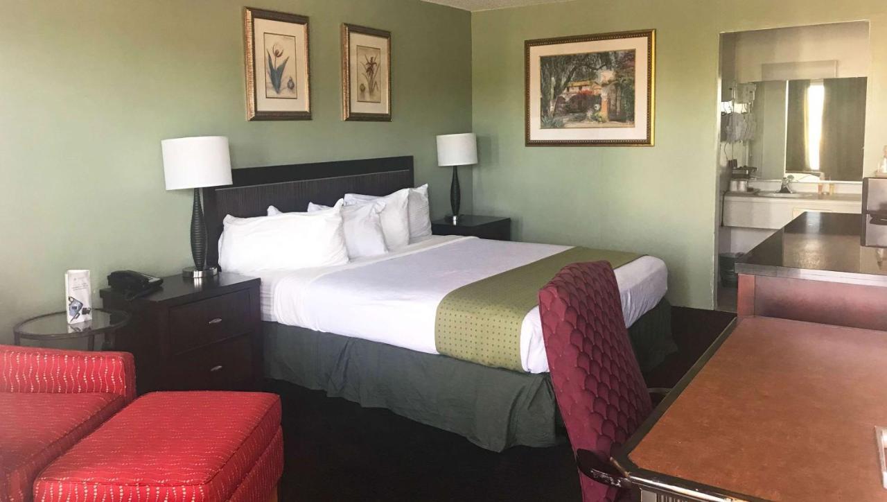 Magnuson Hotel & Marina New Port Richey Ngoại thất bức ảnh
