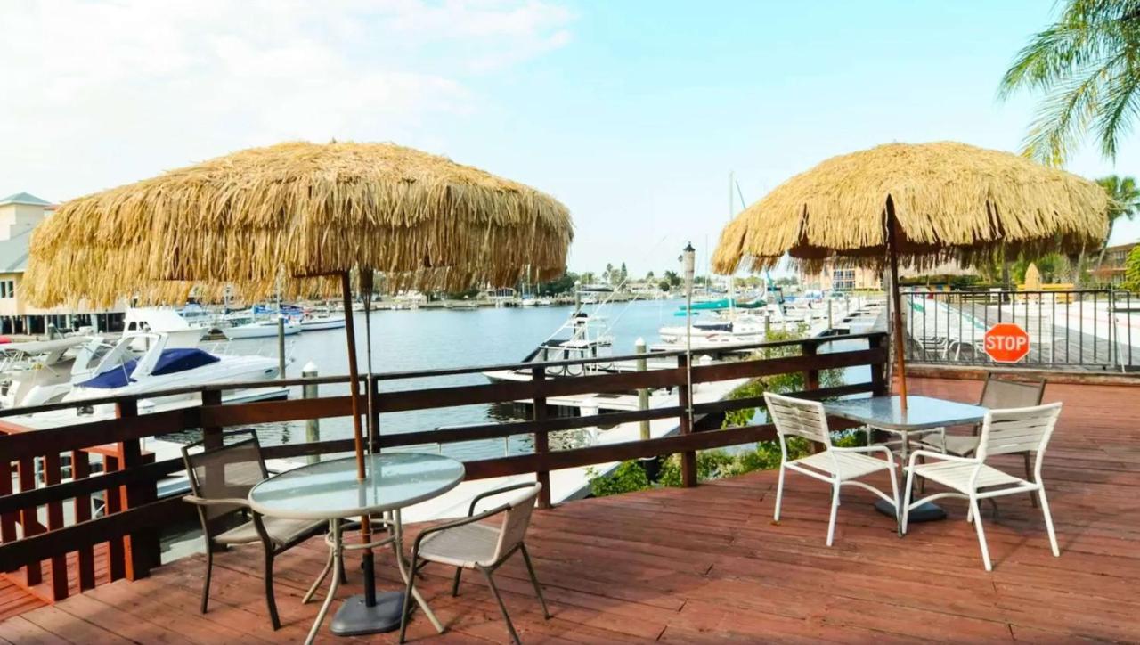 Magnuson Hotel & Marina New Port Richey Ngoại thất bức ảnh