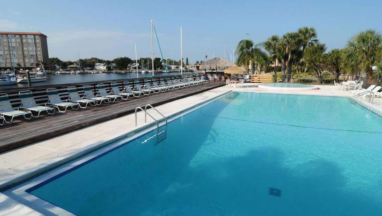 Magnuson Hotel & Marina New Port Richey Ngoại thất bức ảnh