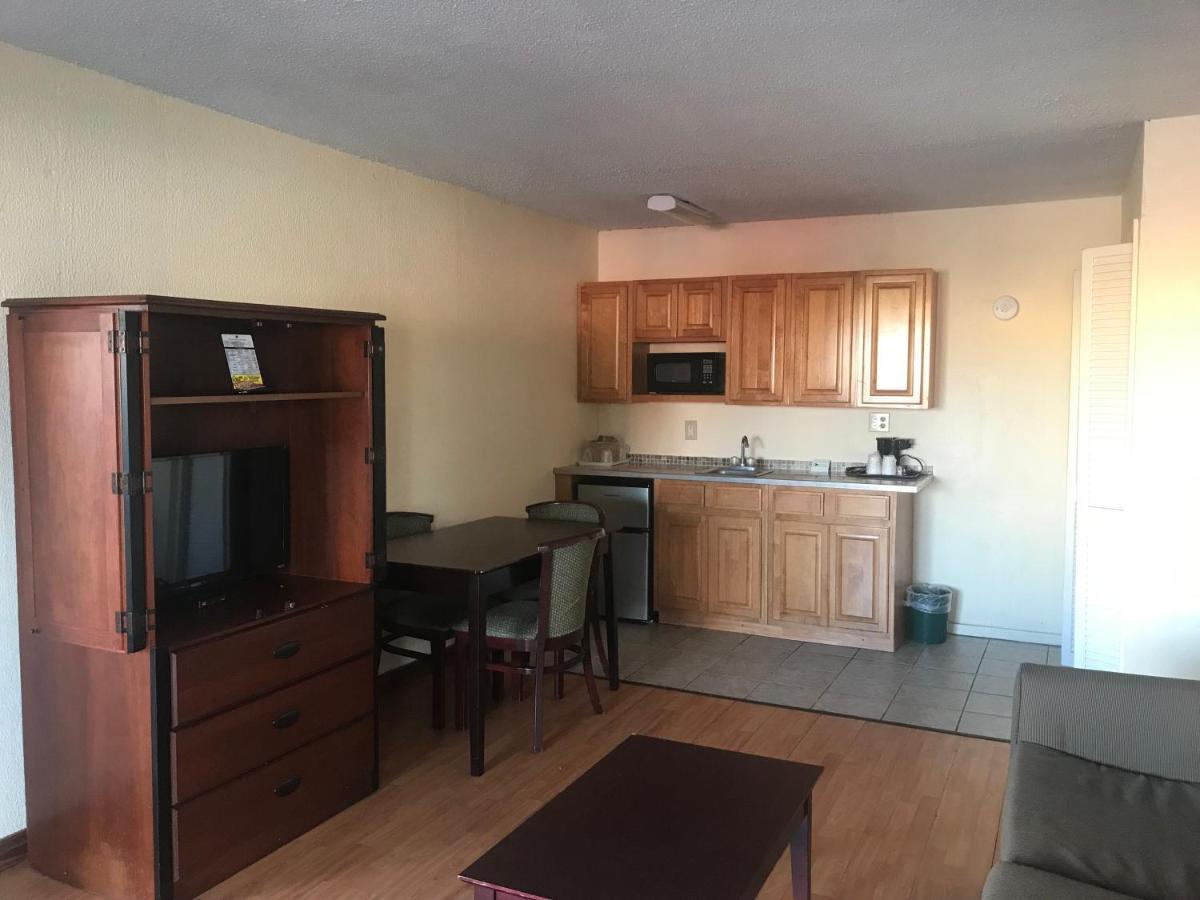 Magnuson Hotel & Marina New Port Richey Ngoại thất bức ảnh